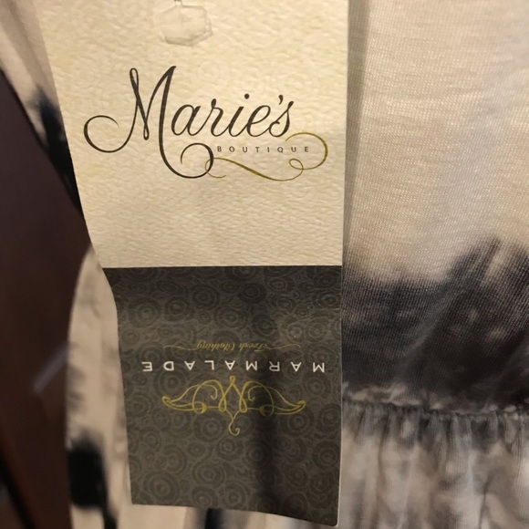 Dress - Picture 3 of 4